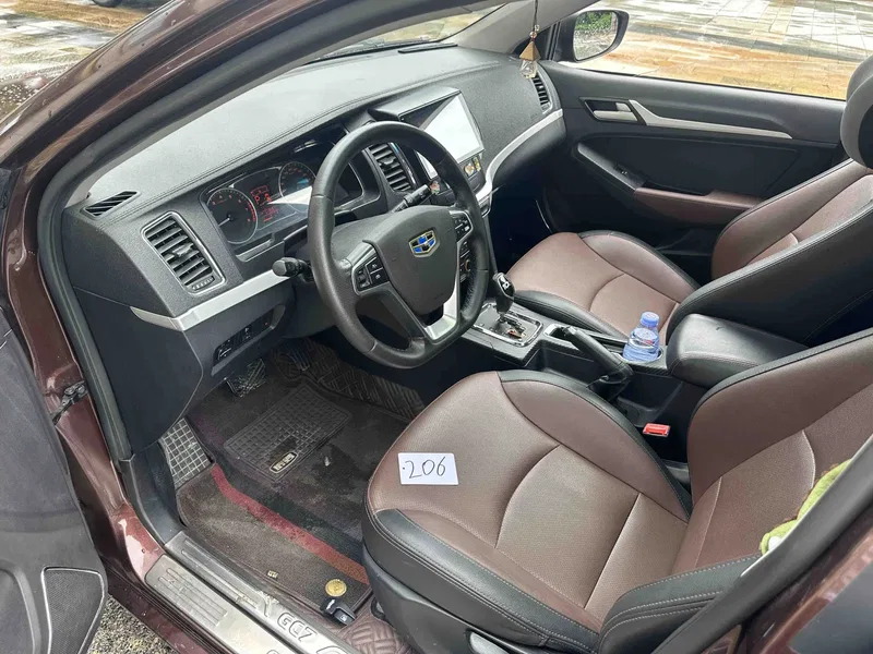 Geely Farizon 2017 1.5L Automatic Happiness Edition — photograph 4