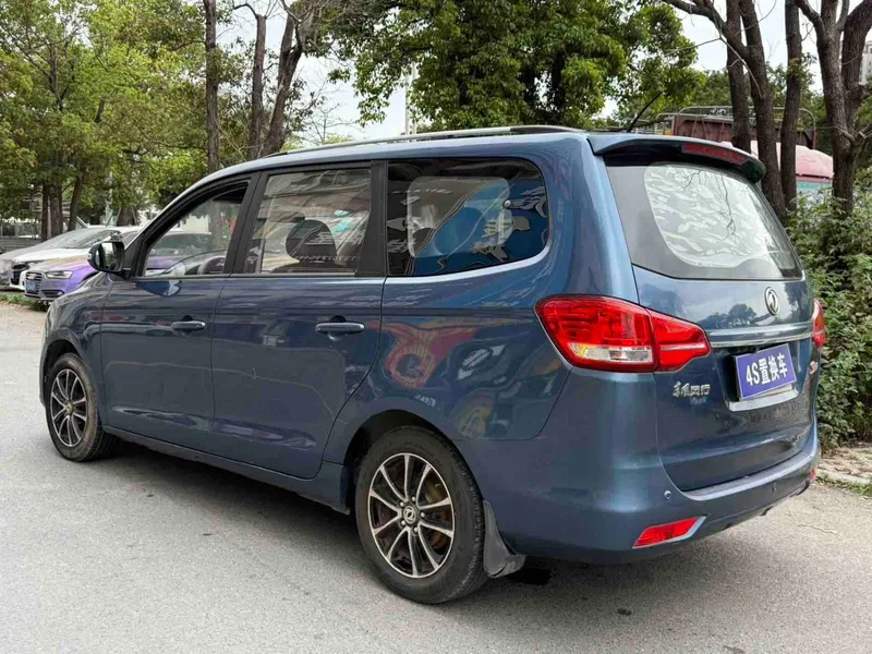 Dongfeng Windrow Windrow S500 2016 1.5L Manual Luxury Edition — photograph 9