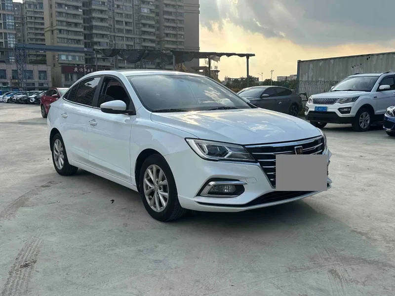 Roewe I5 2020 1.5L Manual 4G Interconnected Linghao Edition — photograph 3