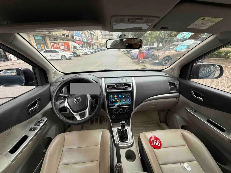 Dongfeng Windrow Windrow S500 2016 1.5L Manual Luxury Edition — photograph 6