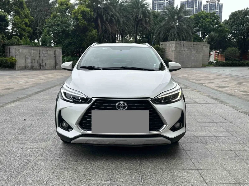 Toyota YARiS L 2021 1.5L CVT Leading Edition — photograph 2