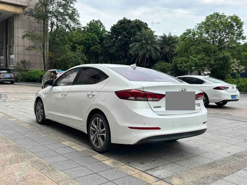 Hyundai Lingdong 2016 1.6L Automatic Zhixuan Elite Edition — photograph 7