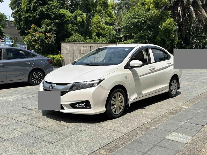 Honda Fengfan 2015 1.5L CVT Comfort Edition — photograph 1