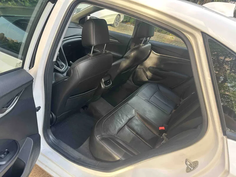 Buick Yinglang 2018 18T Automatic Elite — photograph 5