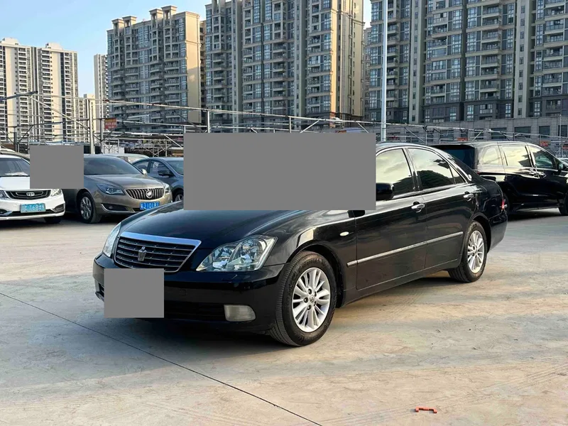 Toyota Crown 2006 2.5L Royal Leather Edition — photograph 1