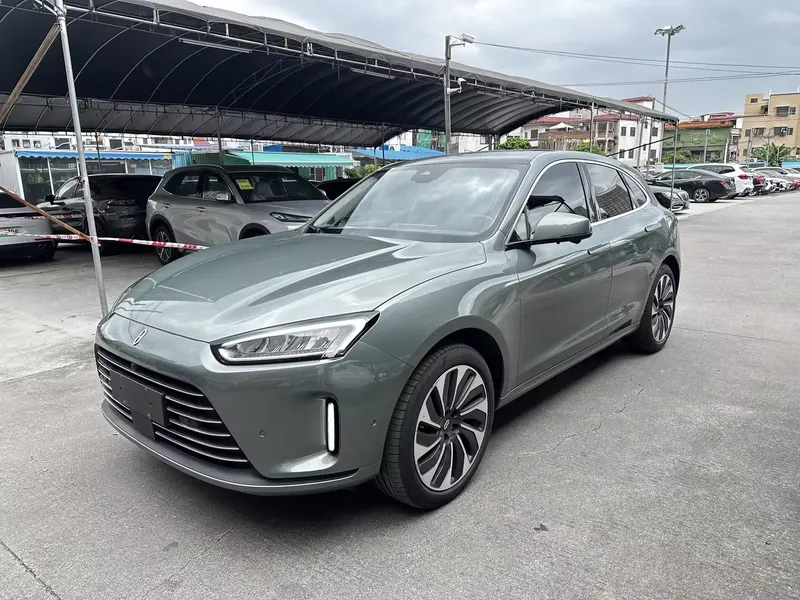 2022 AITO M5 EREV AWD Flagship — exterior photograph 3 of 9