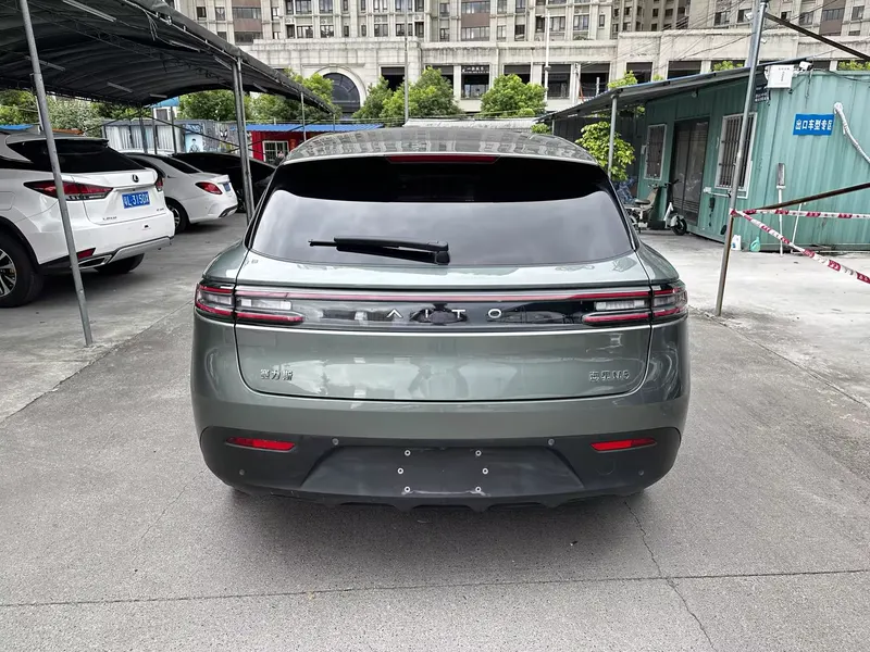 2022 AITO M5 EREV AWD Flagship — exterior photograph 9 of 9