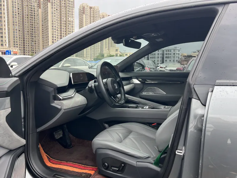 2023 Zeekr 001 WE 100kWh — interior photograph 5 of 9