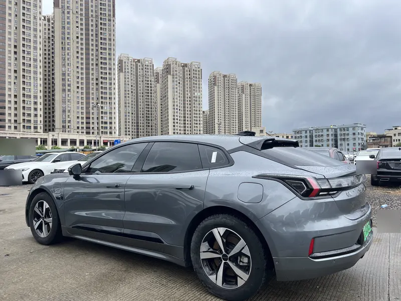 2023 Zeekr 001 WE 100kWh — exterior photograph 7 of 9