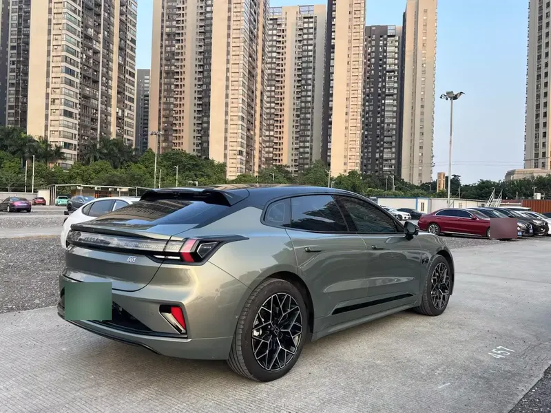 2024 Zeekr 001 WE 95kWh AWD — exterior photograph 7 of 9