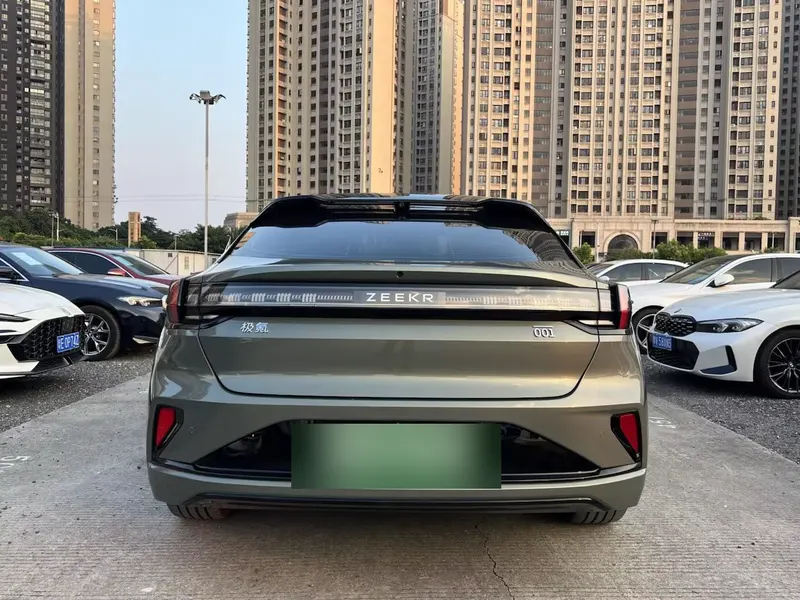 2024 Zeekr 001 WE 95kWh AWD — exterior photograph 9 of 9