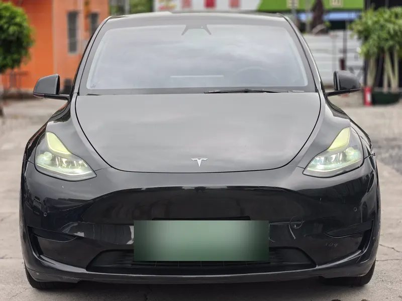 2022 Tesla Model Y RWD — exterior photograph 1 of 9