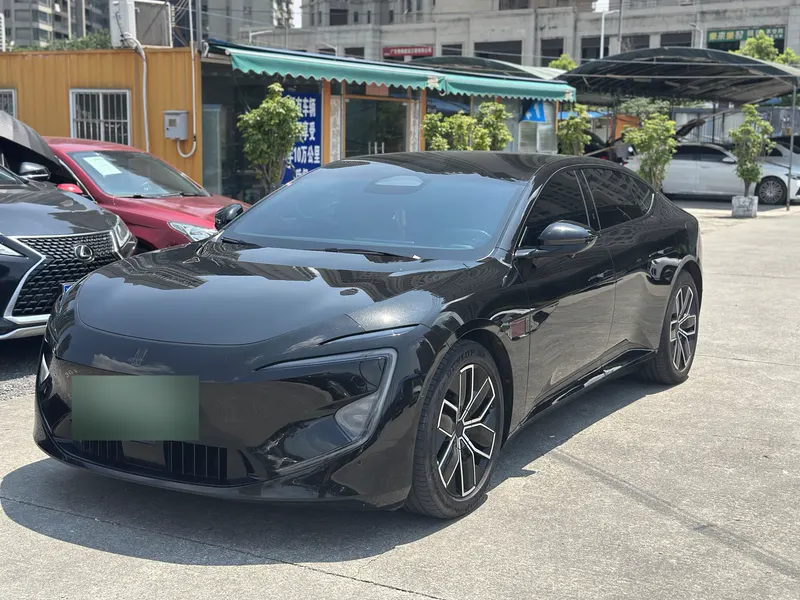 2024 Avatr 12 700 Triple-Lidar RWD, photographed on site in Foshan