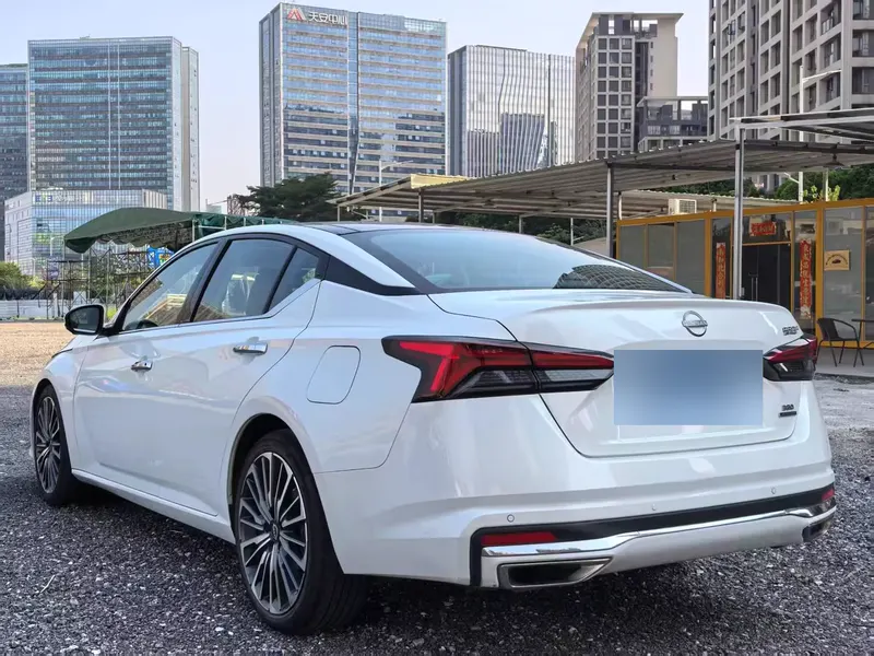 2022 Nissan Teana 2.0T XL — exterior photograph 7 of 9
