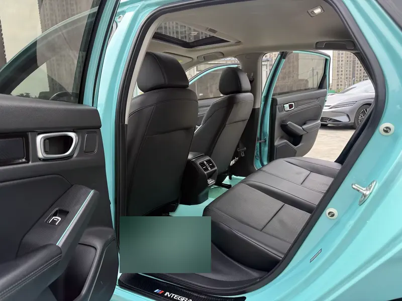 2022 Honda Integra 240TURBO CVT Phantom Luxury — interior photograph 6 of 9