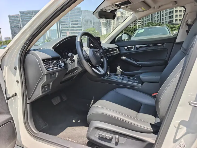 2024 Honda Integra 240TURBO CVT Mugen — interior photograph 4 of 9