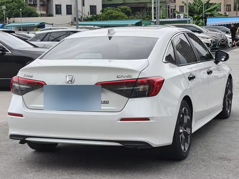 2022 Honda Civic 240TURBO CVT — exterior photograph 8 of 9