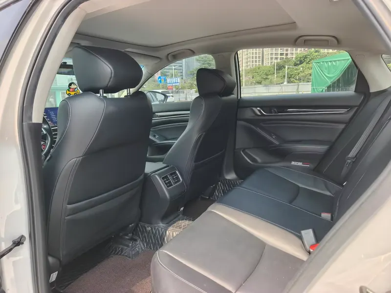 2019 Honda Inspire 260TURBO China VI — interior photograph 5 of 9