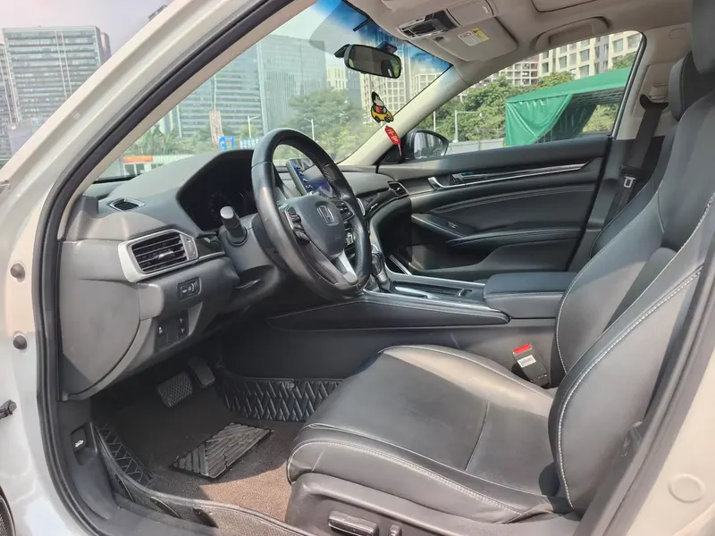 2019 Honda Inspire 260TURBO China VI — interior photograph 6 of 9