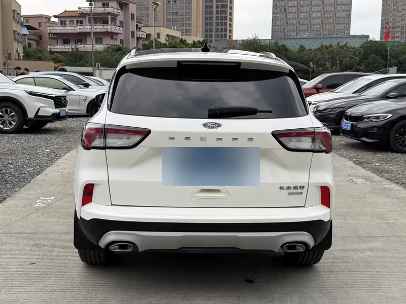2020 Ford Escape EcoBoost 245 FWD — exterior photograph 9 of 9