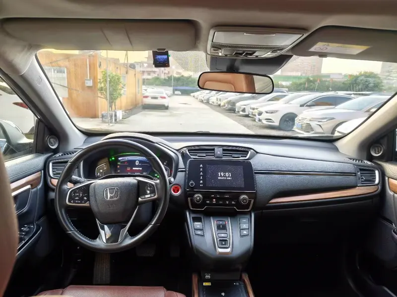 2021 Honda CR-V Hybrid 2.0L FWD — interior photograph 6 of 9