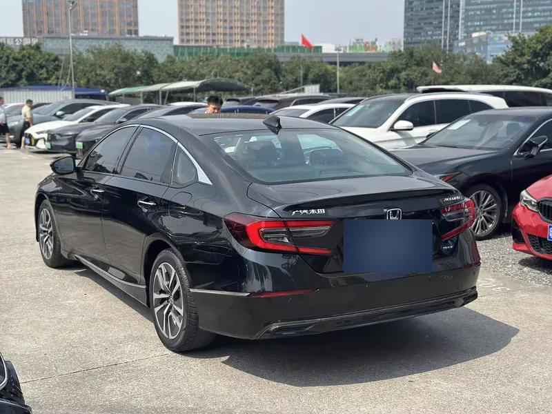 2022 Honda Accord Hybrid 2.0L — exterior photograph 7 of 9