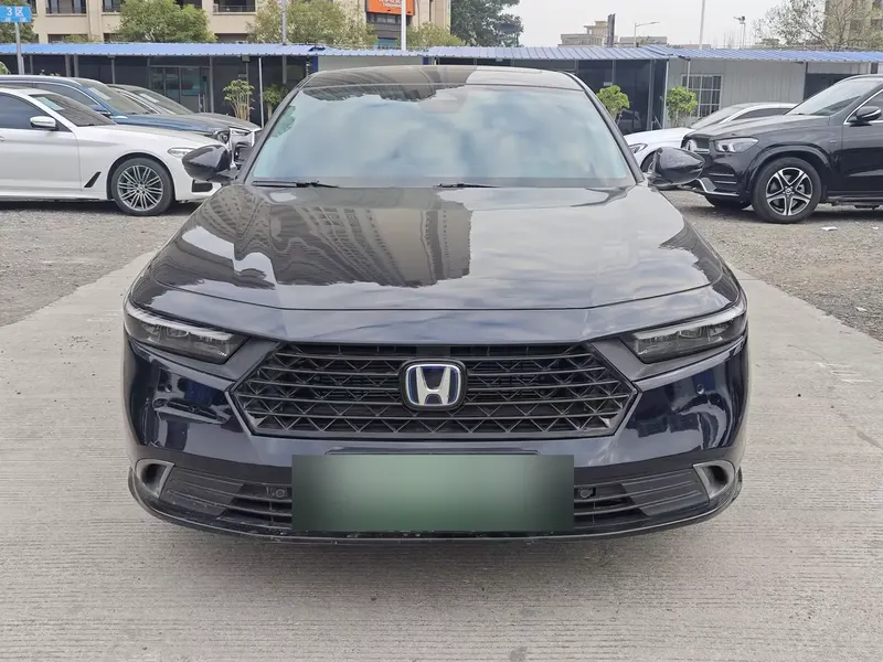 2025 Honda Accord e:PHEV 2.0L ePHEV Premium — exterior photograph 1 of 9