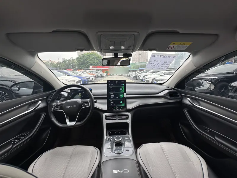2024 BYD Destroyer 05 DM-i Honor 55KM Luxury — interior photograph 6 of 9
